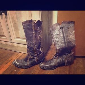 Siren boots by Mark Nason